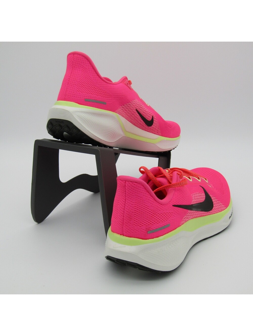 New Nike Air Zoom Pegasus 41 Men's 11 Running Shoes Hyper Pink - Picture 3 of 7